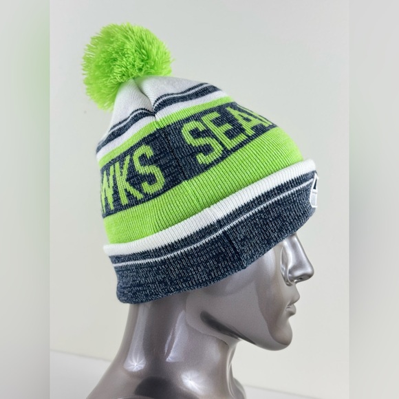 New Era NFL Seattle Seahawks striped Logo, Cuffed Beanie Skull Cap (Unisex) - Picture 6 of 10